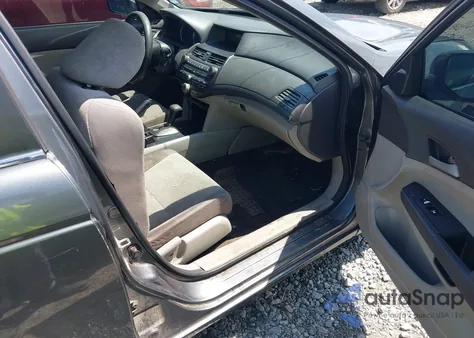 2010 Honda Accord 2.4 Lx из США, поврежденный, VIN 1HGCP2F33AA086844